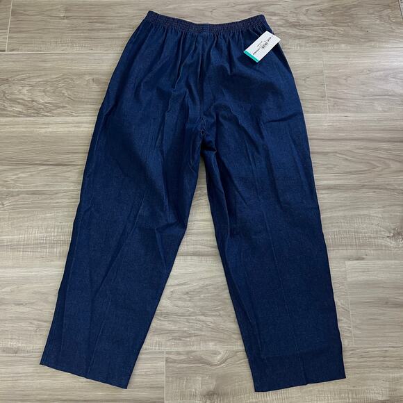 Alfred Dunner Women's Pull on Straight Leg Pants Size 16P - Picture 1 of 9